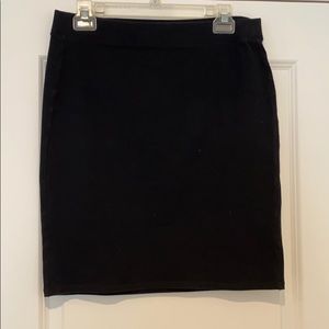 Old Navy stretch black pencil skirt
